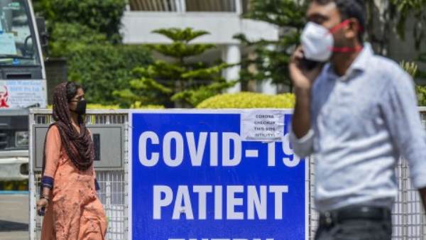 कंटेनमेंट जोन में बार बंद रहेंगे