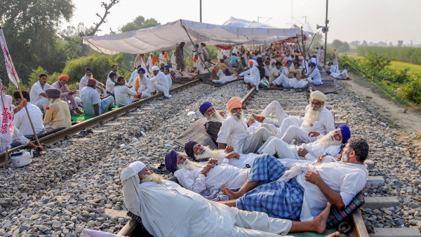 Congress MP TN Prathapan to file a petition in Supreme Court against Farm Bills Congress MP TN Prathapan to file a petition in Supreme Court against Farm Bills