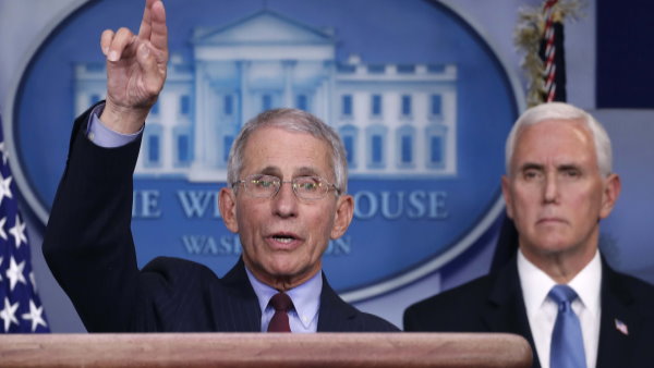 वैक्सीन को लेकर ट्रंप प्रशासन पर दवाब