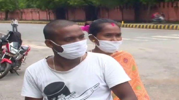 परिचित की मेल आईडी उपलब्ध करवाई