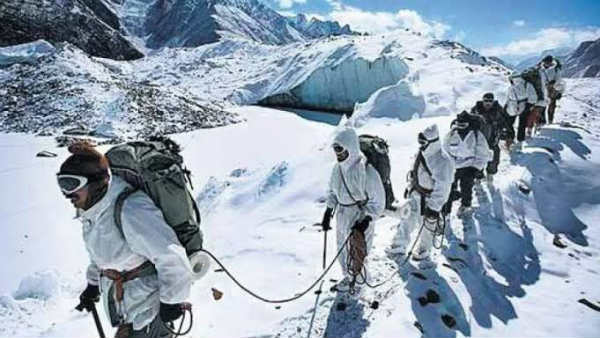 हर हालात में रहते हैं भारतीय जवान 