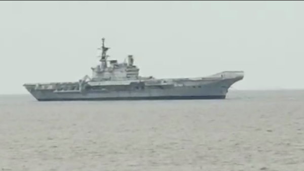 भारतीय और ब्रिटिश नेवी, दोनों में सेवा दी