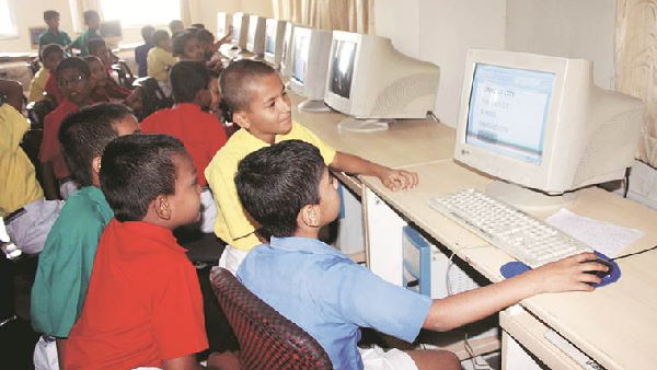 Free Internet & Wifi facility by ITC e-Choupal model scheme provides In Haryana Village 
