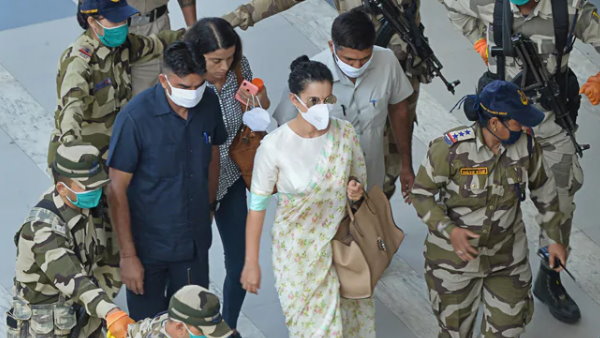 पवार ने बीएमसी की कार्रवाई पर कही ये बात पवार ने बीएमसी की कार्रवाई पर कही ये बात