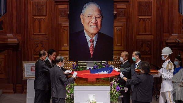 ताइवान में लोकतंत्र लाने वाले नेता थे ली तेंग-हुई