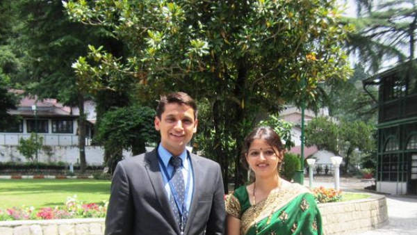 जब कलेक्टर व पत्नी की सबने की सराहना