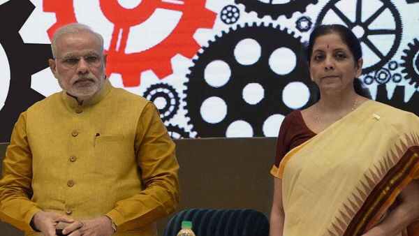 लॉकडाउन ने बिगाड़ी अर्थव्यवस्था, जीएसटी में आई बड़ी गिरावट