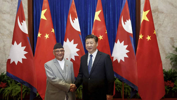 चीन के हाथों में खेल रहे हैं ओली?