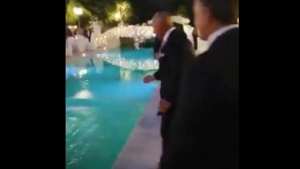 क्या बोल रहे हैं लोग? क्या बोल रहे हैं लोग?