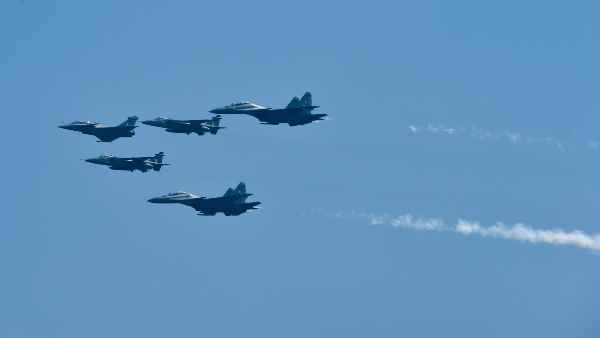 राफेल सौदे से पहले रक्षा खरीद नीति बदली गई- सीएजी