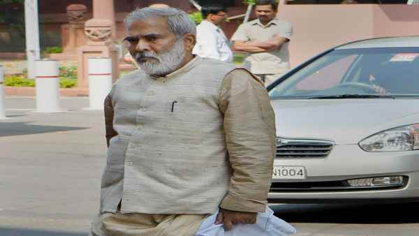 मौत से चार दिन पहले राजद छोड़ दी थी