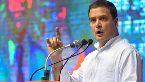 राहुल गांधी ने फिर साधा केंद्र सरकार पर निशाना, 