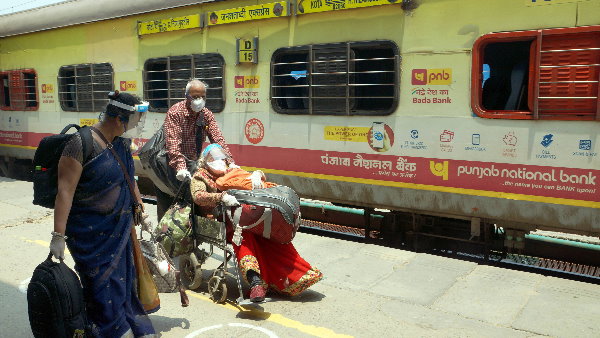 पोस्ट कोविड में बंद होंगी 500 ट्रेनें