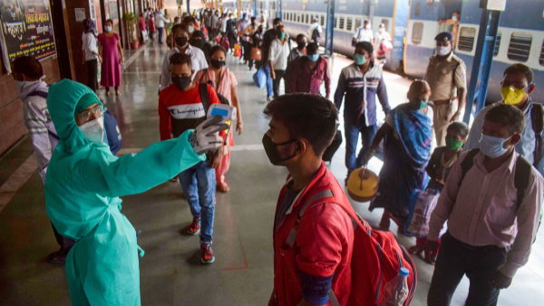 फेस्टिव सीजन में शुरू होंगी नयी स्पेशल ट्रेनें