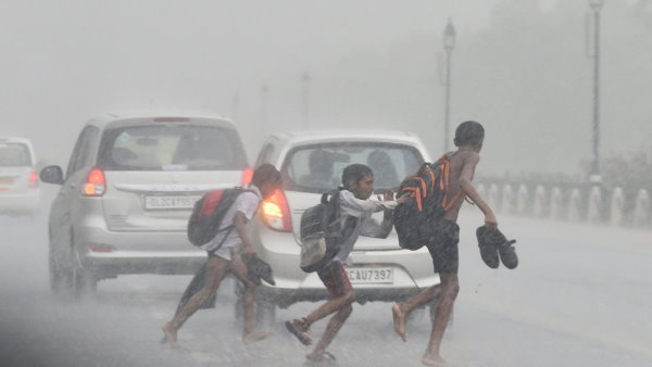 विदर्भ और मराठवाड़ा में भी कहीं-कहीं हल्की बारिश