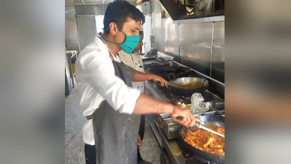 देहरादून से किया डिप्लोमा