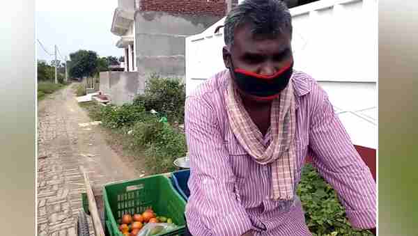 सब्जी के कारोबार से संतुष्ट