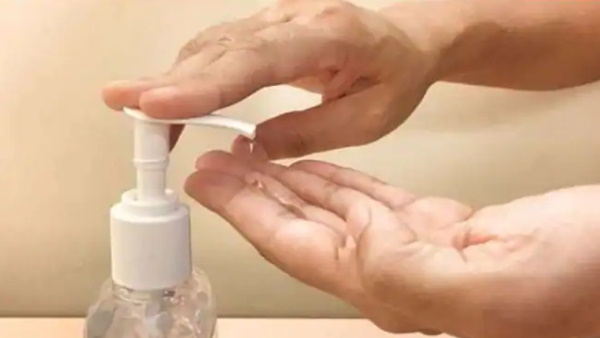 काफी खतरनाक होता है सैनिटाइजर