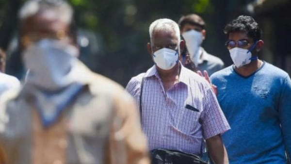 मार्च में लगाया लॉकडाउन चरणों में हट रहा