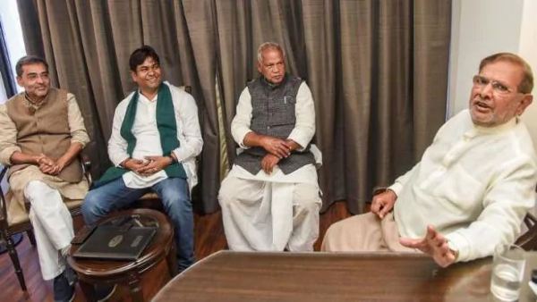 अब शरद यादव को तय करना है कि वे वापस आएंगे या नहीं: संजय सिंह अब शरद यादव को तय करना है कि वे वापस आएंगे या नहीं: संजय सिंह