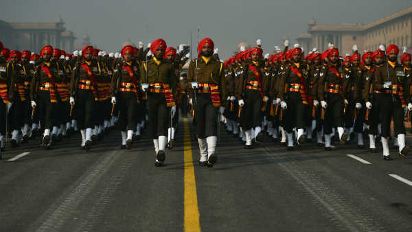 भारत से गए थे 8,000 जवान 