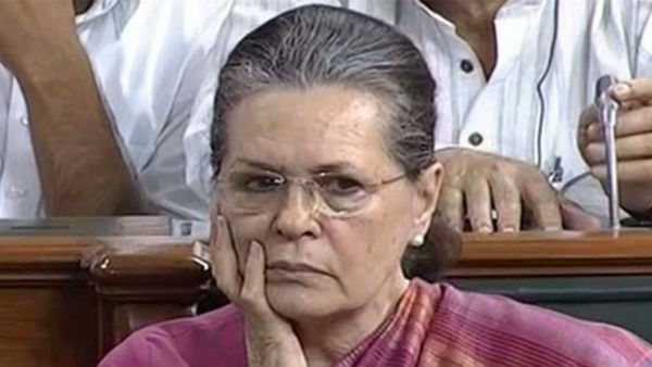 'मेरे पास ऑफिस को दोबारा बनवाने के पैसे नहीं हैं'