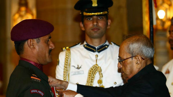 कीति चक्र और शौर्य चक्र से सम्‍मानित योद्धा 