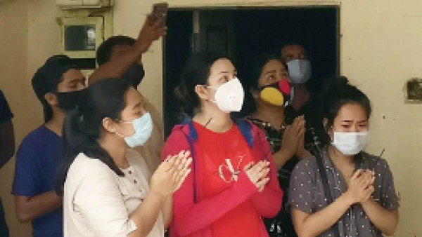 लूट ले गई थी उसका पूरा माल