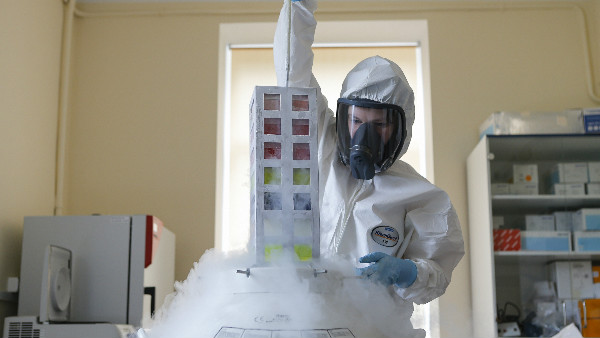 कई बुजुर्ग भी ट्रायल में शामिल