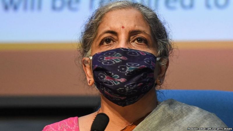 सरकारी कर्मचारियों को ही फ़ायदा या प्राइवेट सेक्टर को भी?