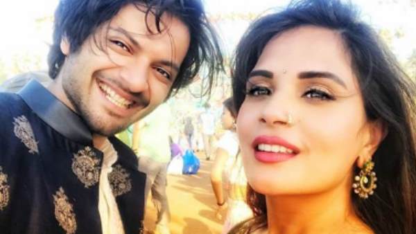 अप्रैल में होने वाली थी दोनों की शादी