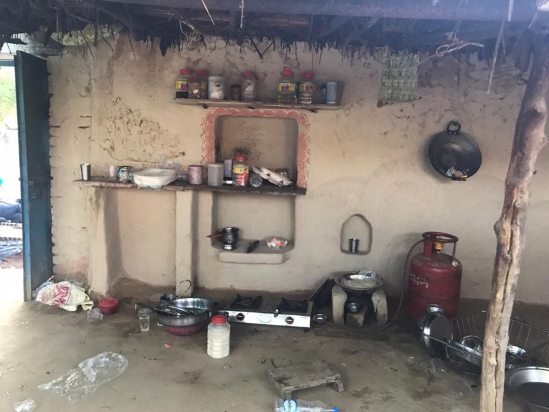 हाथरस मामला: परिवार को मेडिकल रिपोर्ट क्यों नहीं मिली- ग्राउंड रिपोर्ट हाथरस मामला: परिवार को मेडिकल रिपोर्ट क्यों नहीं मिली- ग्राउंड रिपोर्ट