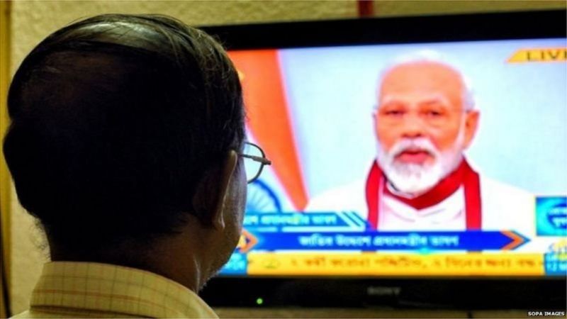 टीवी न्यूज़ चैनलों के आगे क्या सरकार इतनी असहाय है?