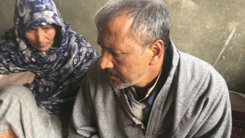 कश्मीर में मारे गए बीजेपी के तीन स्थानीय नेता कौन थे?