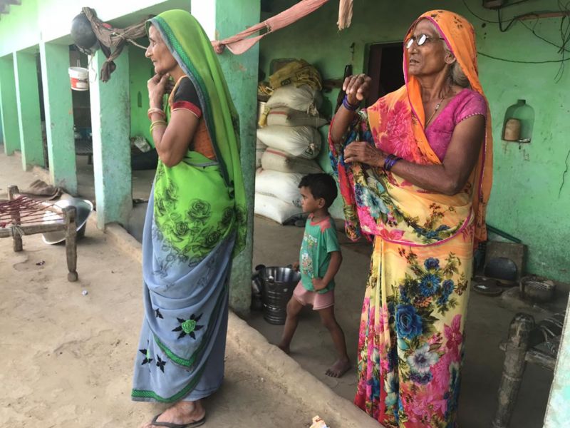 हाथरस मामला: परिवार को मेडिकल रिपोर्ट क्यों नहीं मिली- ग्राउंड रिपोर्ट हाथरस मामला: परिवार को मेडिकल रिपोर्ट क्यों नहीं मिली- ग्राउंड रिपोर्ट