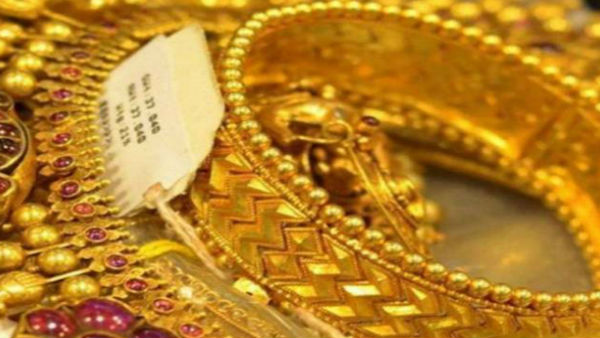 48 फीसदी कम हुई आभूषण मांग 48 फीसदी कम हुई आभूषण मांग