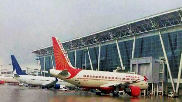 अडानी समूह ने फरवरी 2019 में PPP मॉडल से 6 हवाई अड्डों की बोली जीती