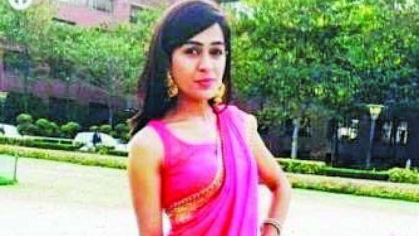 ऐश्वर्या का डोर टू डोर कैंपेन