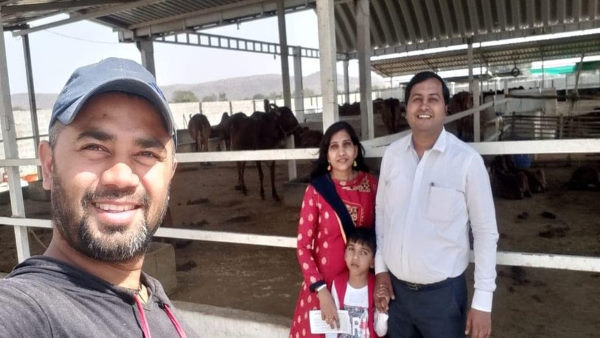 भाई का लंदन ट्रांसफर होने पर अनुकूल लौटा बांसवाड़ा भाई का लंदन ट्रांसफर होने पर अनुकूल लौटा बांसवाड़ा