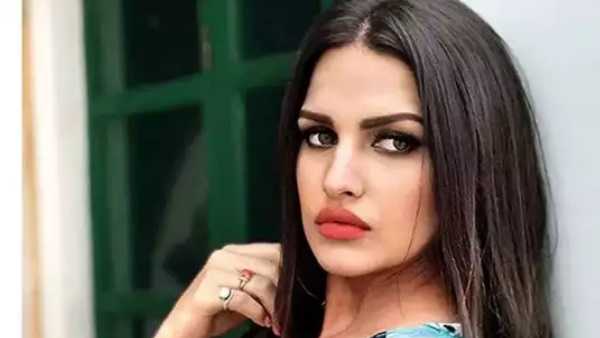 गिजेल ठकराल की आंख में चोट