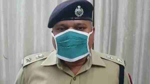 क्या कहा बलरामपुर के एसपी देव रंजन वर्मा ने...