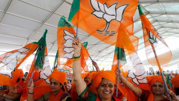 बुलंदशहर उपचुनाव: बीजेपी को सहानुभूति और गन्ने का सहारा 