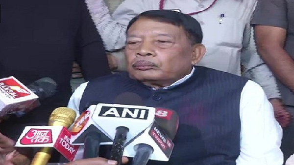 बचाव में उतरे गृहमंत्री