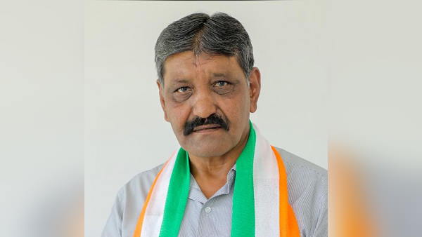 गुजरात उपचुनाव से पहले कांग्रेस को झटका, यह दिग्गज नेता अपने समर्थकों संग भाजपा में चले गए