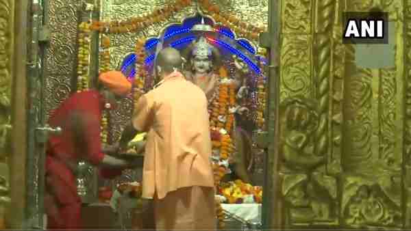 Balrampur: CM Yogi Adityanath offers prayers at Devi Patan temple on the first day of Navratri Balrampur: CM Yogi Adityanath offers prayers at Devi Patan temple on the first day of Navratri