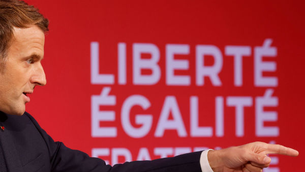 तुर्की बोला-दिमाग का इलाज करवाएं मैंक्रो 