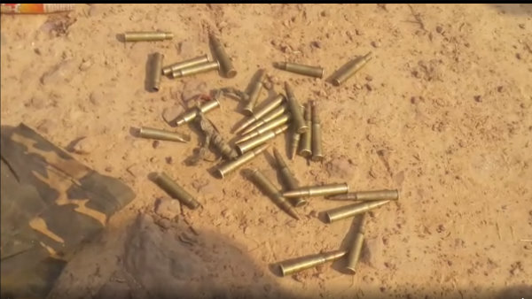 डकैत गैंग के संबंधित स्थानों पर पुलिस की दबिश 