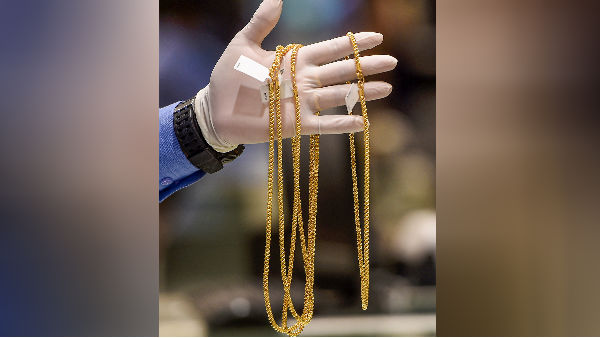  सर्राफा बाजार में आज सोने की कीमत पर एक नजर