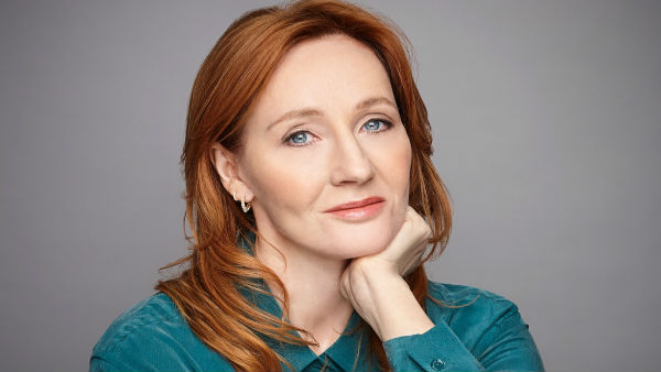  जेके राउलिंग ने लिखी थी किताब