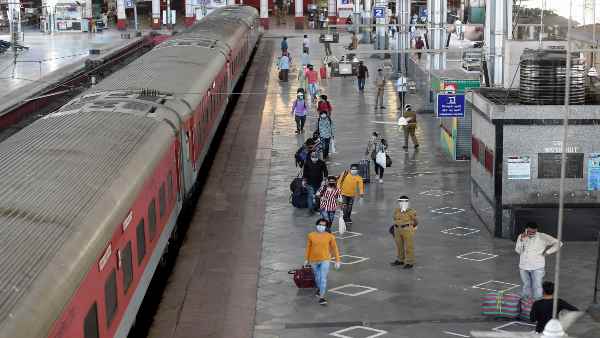 शुरुआत में इन स्‍टेशनों से होगी, डोर टू डोर सेवा के लिए देना होगा अलग शुल्‍क 